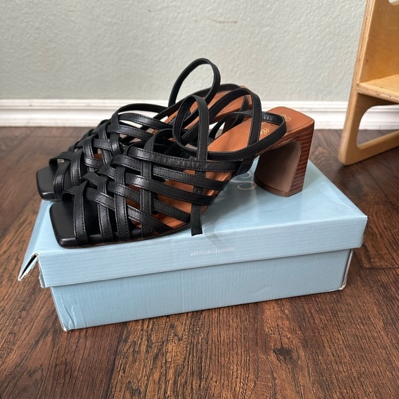 Seychelles | Charter - Picture 8 of 11